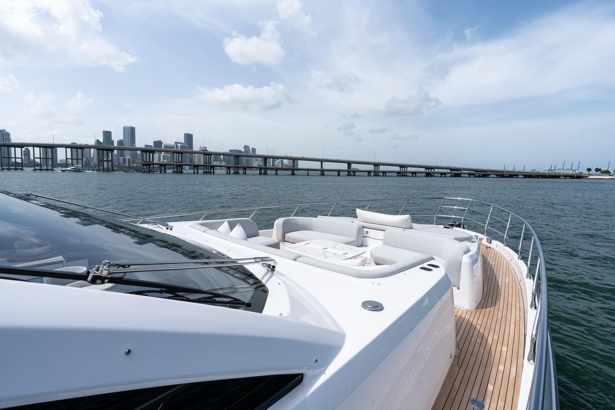 2022 Azimut 78 