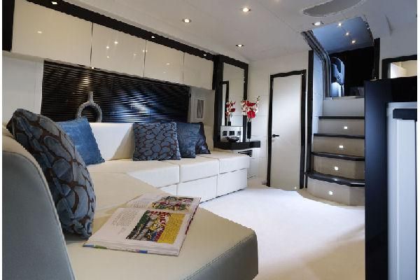 2012 Sunseeker Predator 54