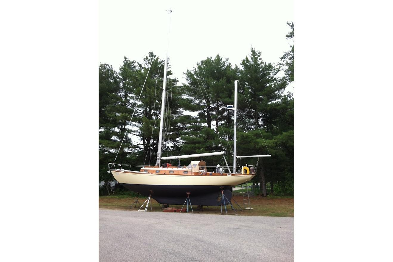 Little Harbor Ted Hood 40 K/CB Yawl