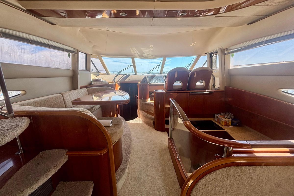 2004 Viking Princess 61 