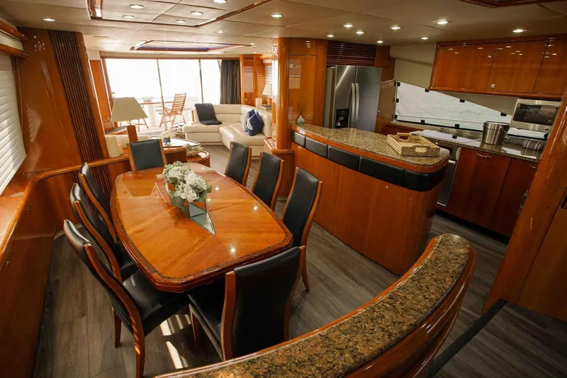 Fins Up Yacht Photos Pics 