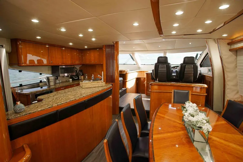 Fins Up Yacht Photos Pics 