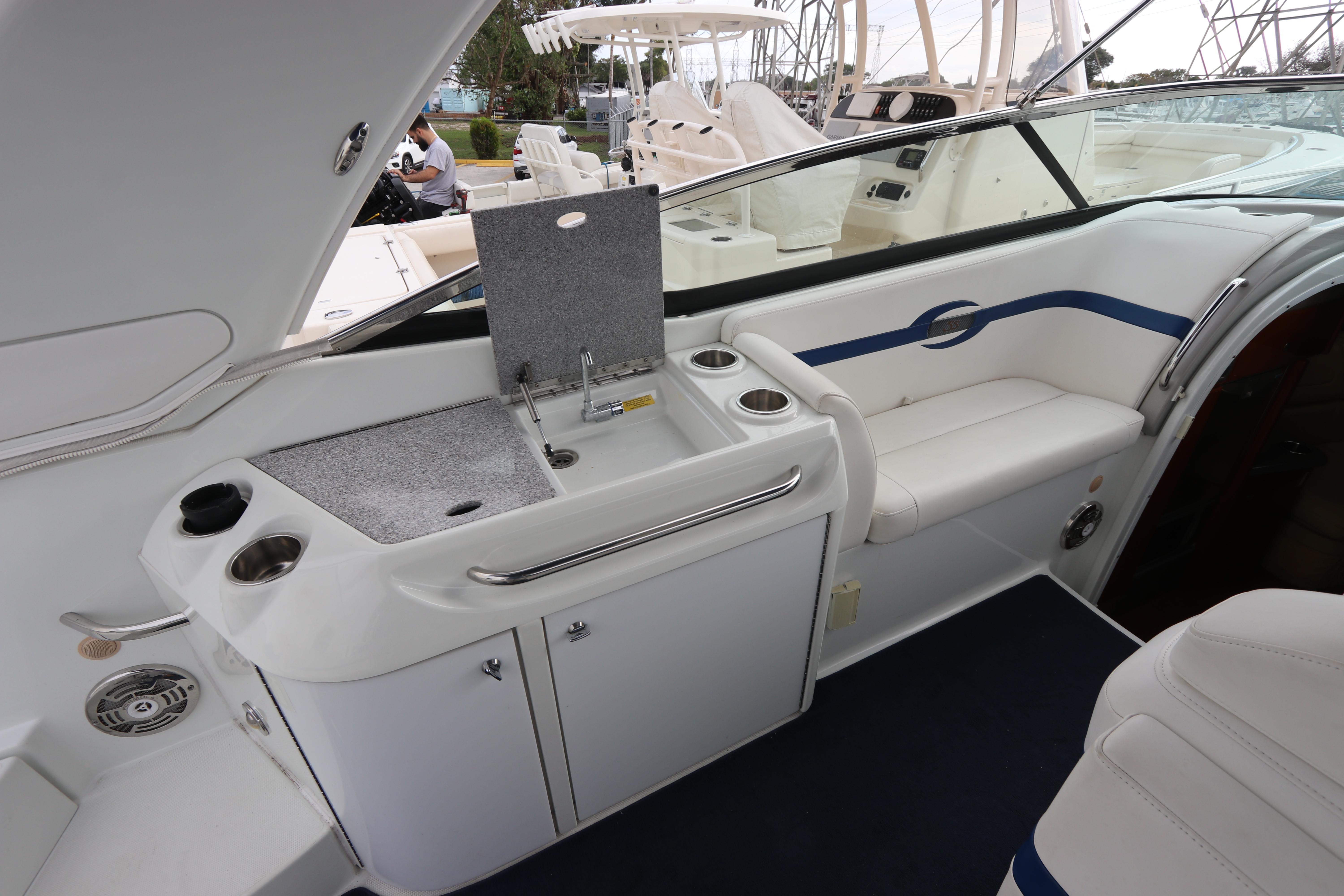 2008 Formula 310 Sun Sport Cruiser for sale - YachtWorld