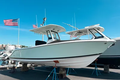 Pursuit S 268 Sport