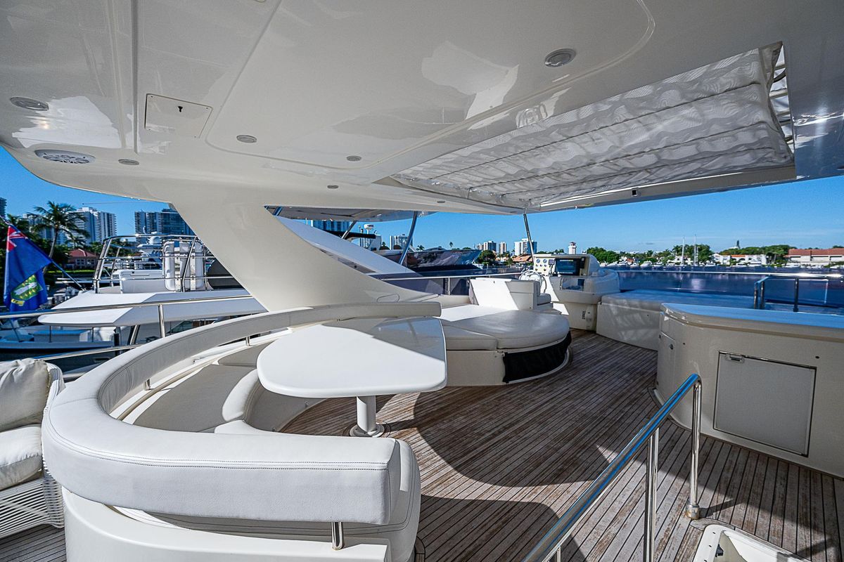 2009 Ferretti Yachts 78 