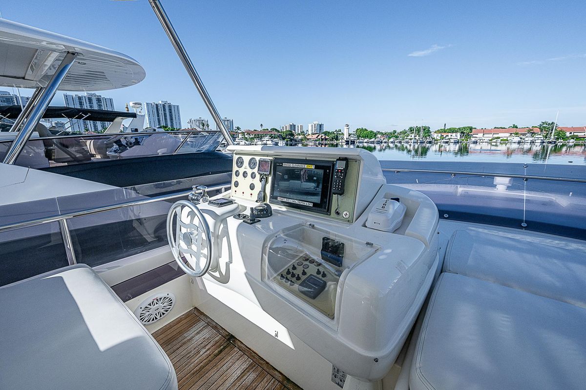 2009 Ferretti Yachts 78 
