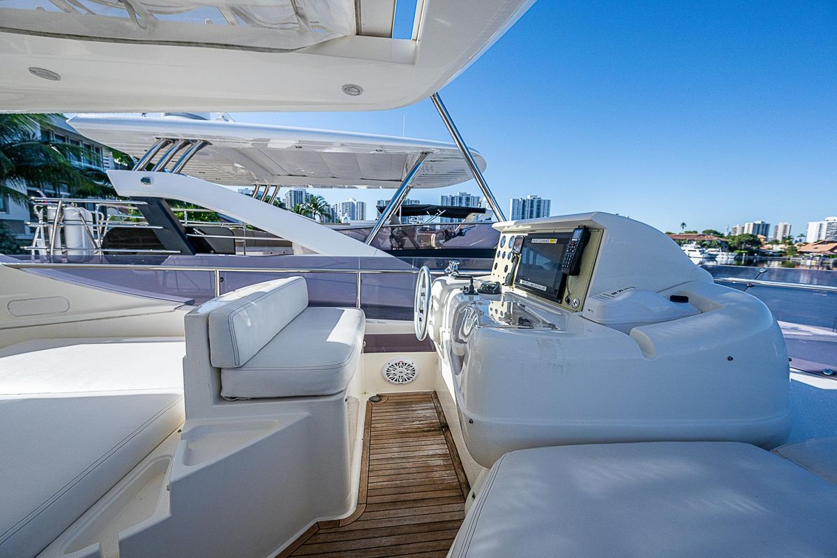 2009 Ferretti Yachts 78 