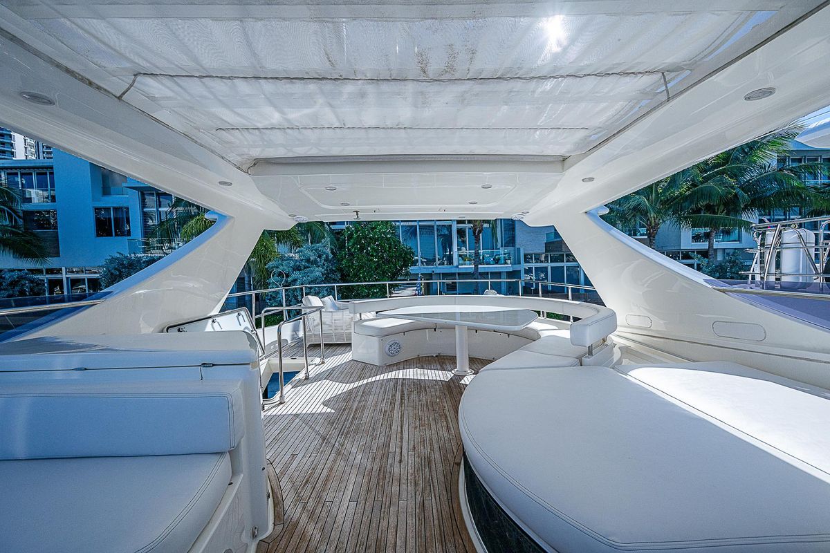 2009 Ferretti Yachts 78 