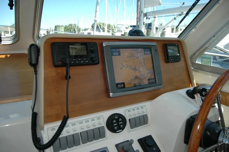 Double D Yacht Photos Pics 2014 Back Cove 37 helm with navigation equipment and controls.