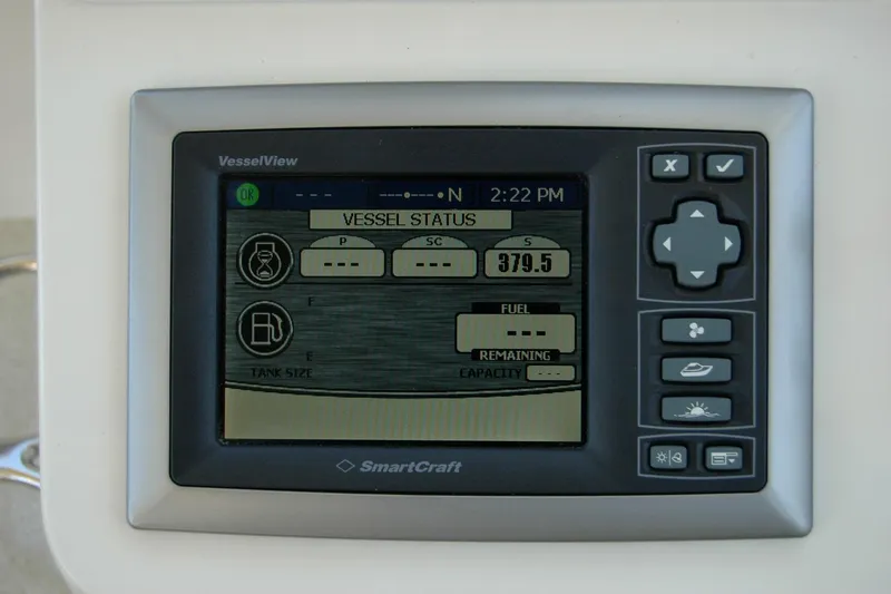 Double D Yacht Photos Pics SmartCraft VesselView display on 2014 Back Cove 37, showing vessel status and fuel information.