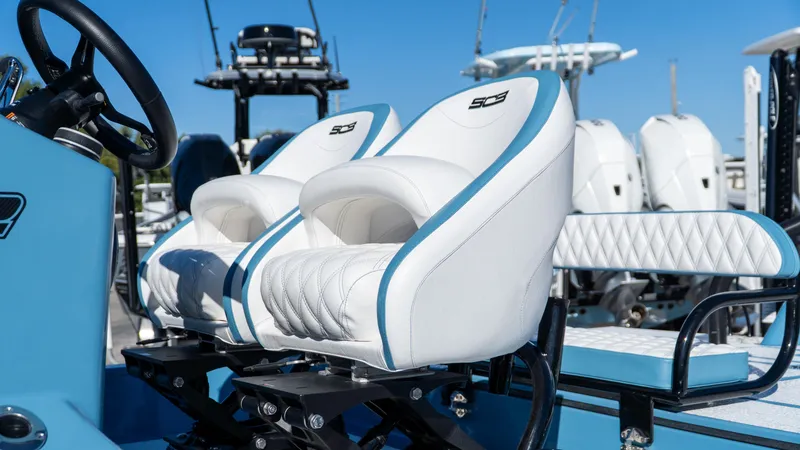  Yacht Photos Pics Luxury SCB S22 boat seats, 2025 model, featuring white and blue design with advanced comfort.