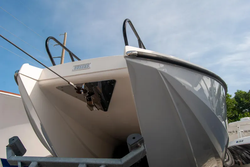 Insetta Yacht Photos Pics 