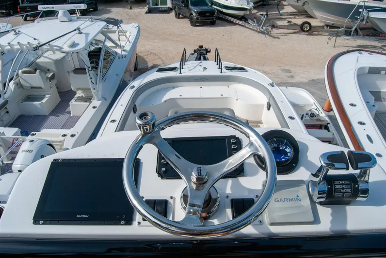 Insetta Yacht Photos Pics 