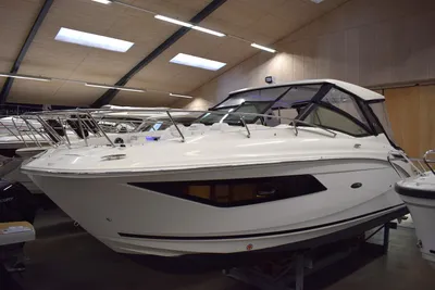 2021 Sea Ray Sundancer 320 Outboard