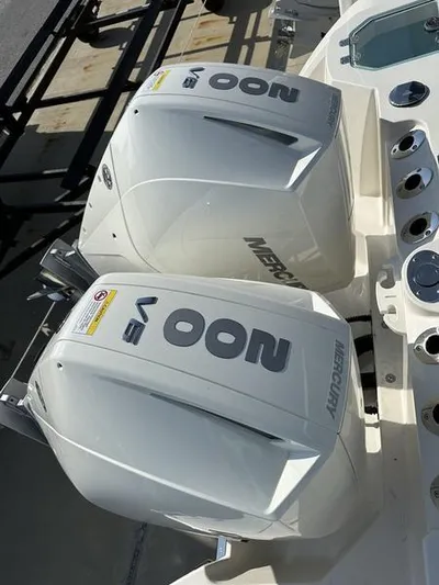  Yacht Photos Pics 2024 Sailfish 276 DC with twin Mercury 200 outboard engines.