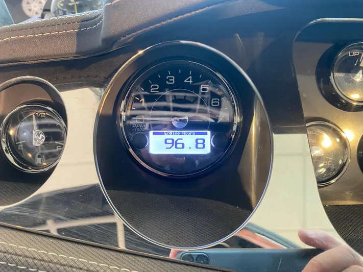  Yacht Photos Pics Dashboard of 2023 Monterey 298 SUPER SPORT BR showing RPM gauge at 96.8.