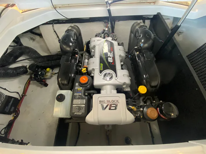  Yacht Photos Pics Engine compartment of 2023 Monterey 298 SUPER SPORT BR with Big Block V8 engine.