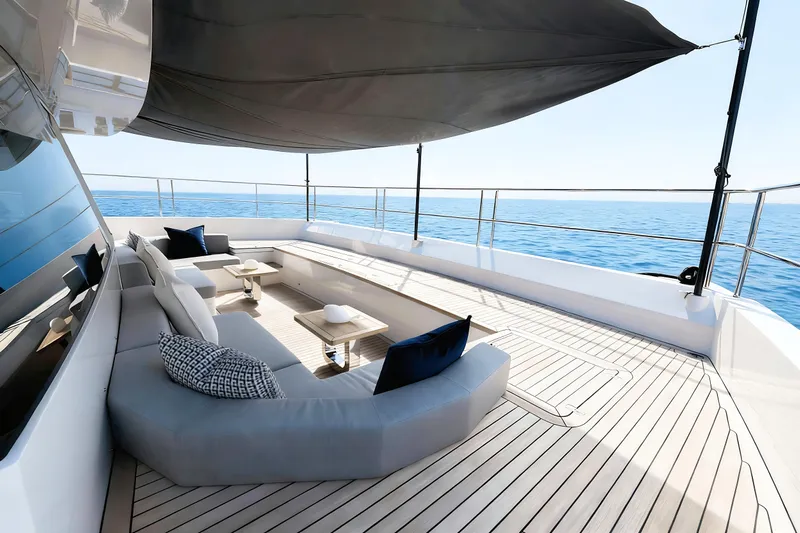 Oceanwalker - Electric - S60e Yacht Photos Pics Luxurious Oceanwalker S60e yacht deck with modern seating, ocean view, and sleek design, 2026 model.