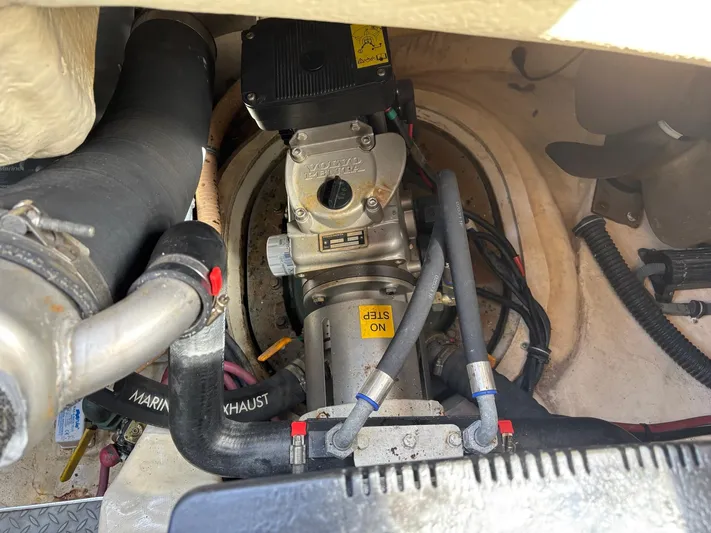 Cookin' Yacht Photos Pics 