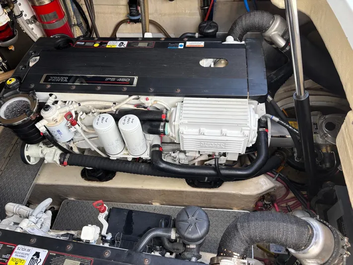 Cookin' Yacht Photos Pics 