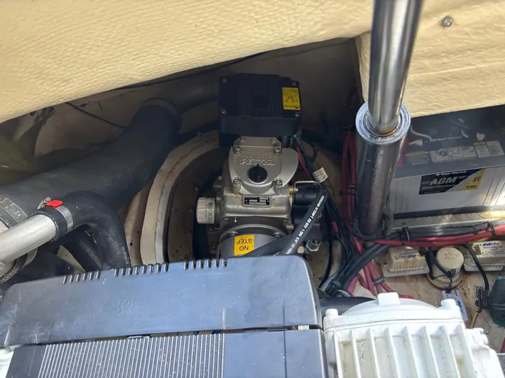 Cookin' Yacht Photos Pics 