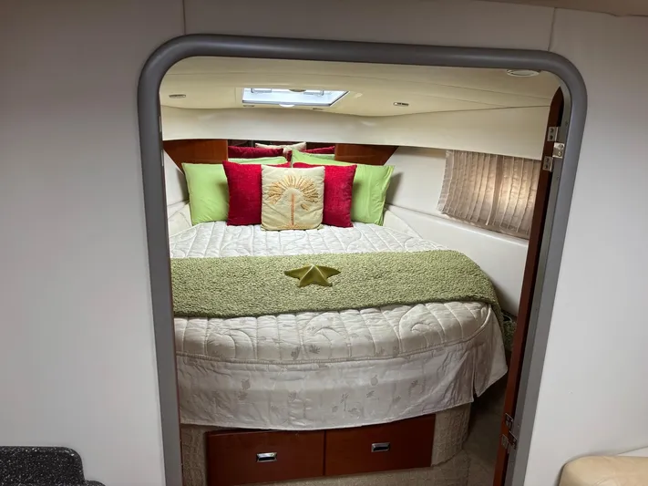 Cookin' Yacht Photos Pics 