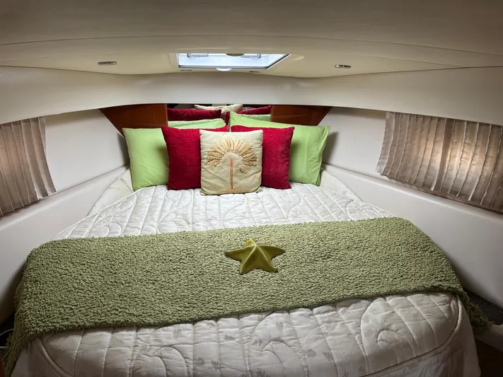 Cookin' Yacht Photos Pics 