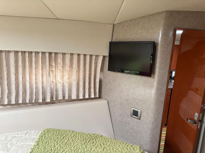 Cookin' Yacht Photos Pics 