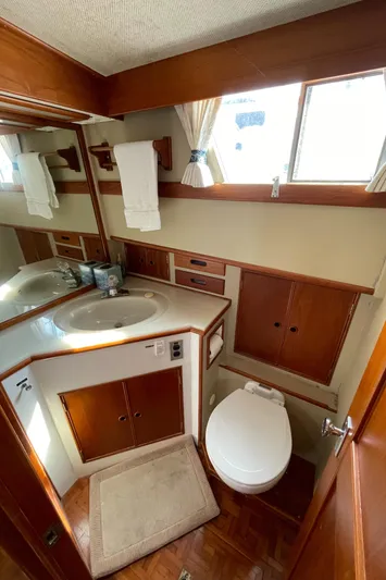 Meritage Yacht Photos Pics 