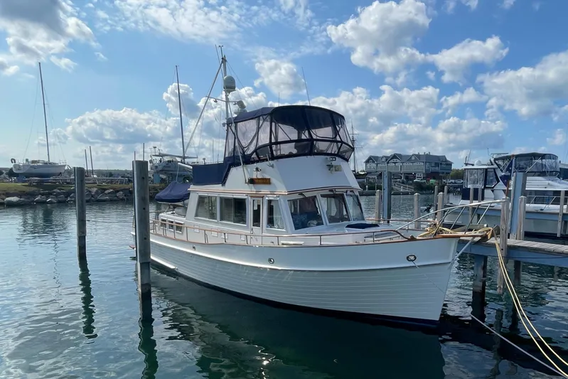 Meritage Yacht Photos Pics 