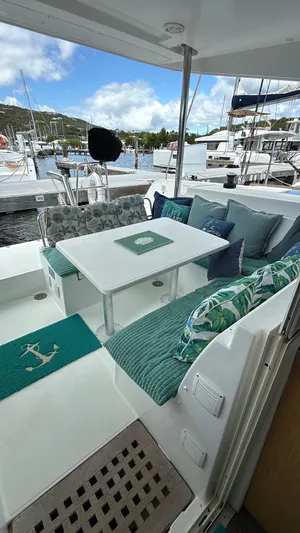 Zun Zun Yacht Photos Pics 