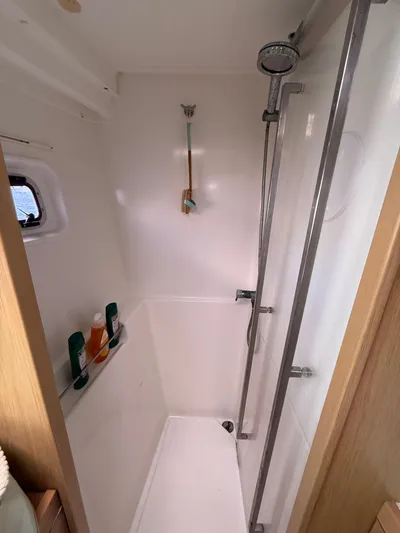 Zun Zun Yacht Photos Pics 