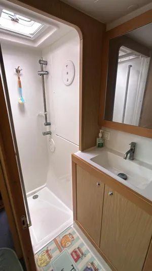 Zun Zun Yacht Photos Pics 