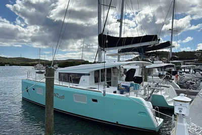 Lagoon 39