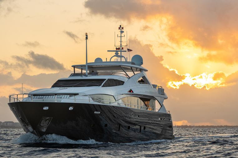 2012-112-sunseeker-34m