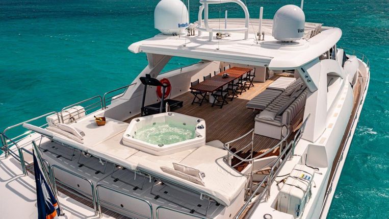 2012-112-sunseeker-34m