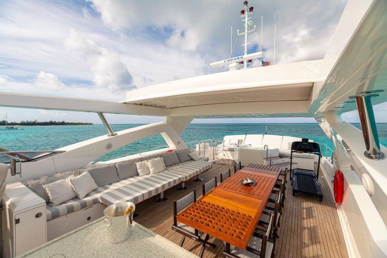 2012-112-sunseeker-34m
