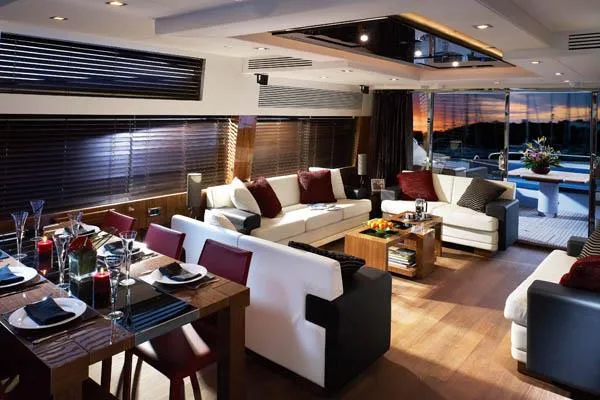  Yacht Photos Pics Manufacturer Provided Image