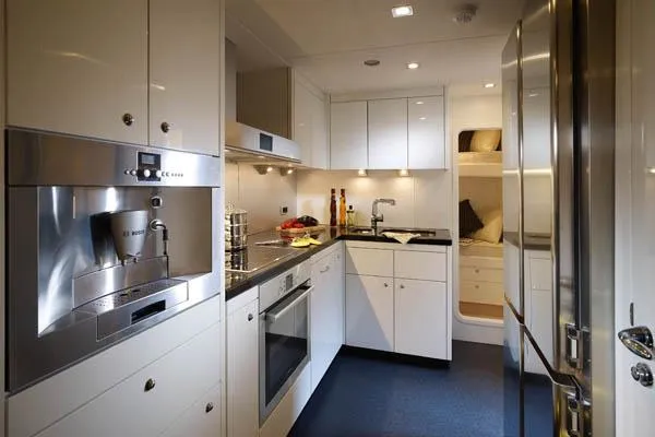  Yacht Photos Pics Manufacturer Provided Image