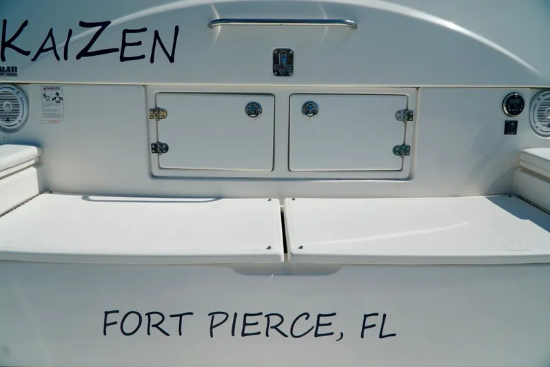 Kaizen Yacht Photos Pics 2007 Cruisers Yachts 560 Express, rear view, docked in Fort Pierce, FL.