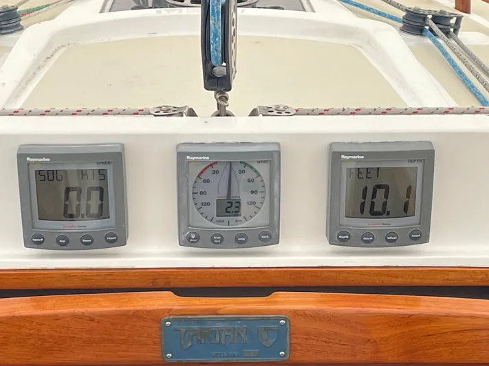  Yacht Photos Pics Raymarine ST60