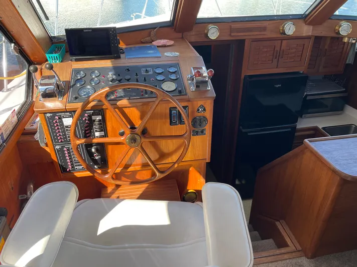 Safe N Sound Yacht Photos Pics 