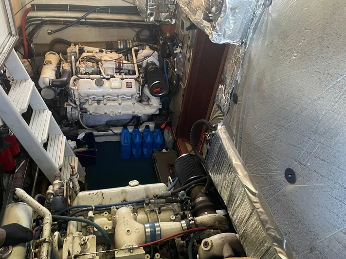 Safe N Sound Yacht Photos Pics 