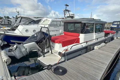 Axopar 28 CABIN