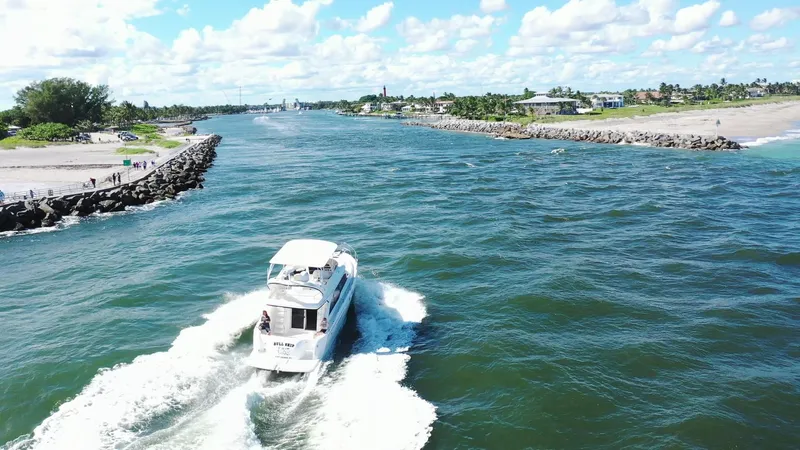 Bull Ship Yacht Photos Pics 