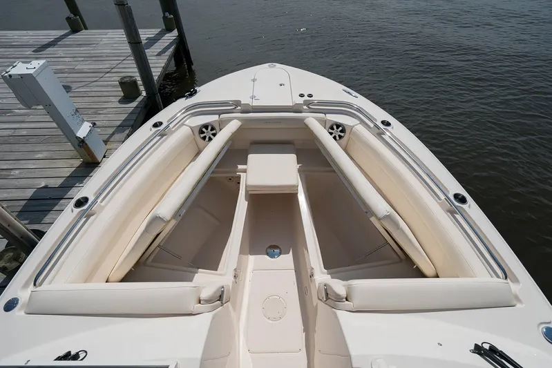  Yacht Photos Pics Manufacturer Provided Image