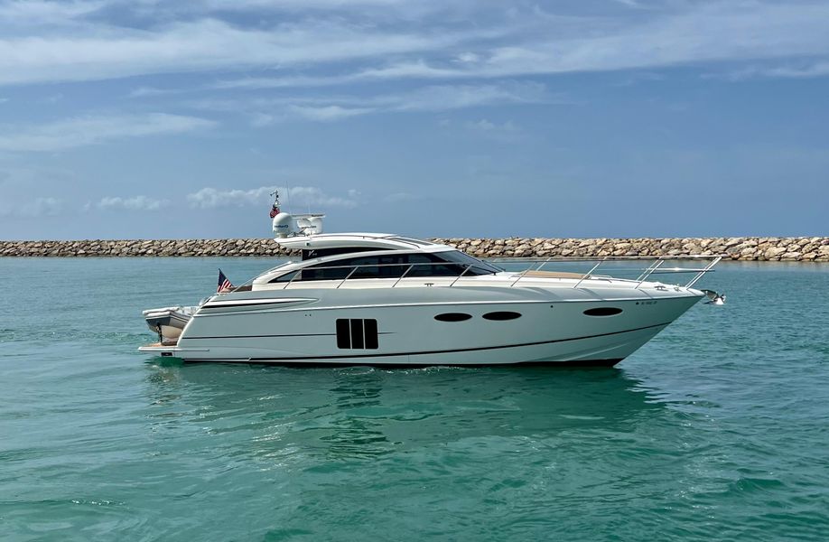 2013 Princess V52