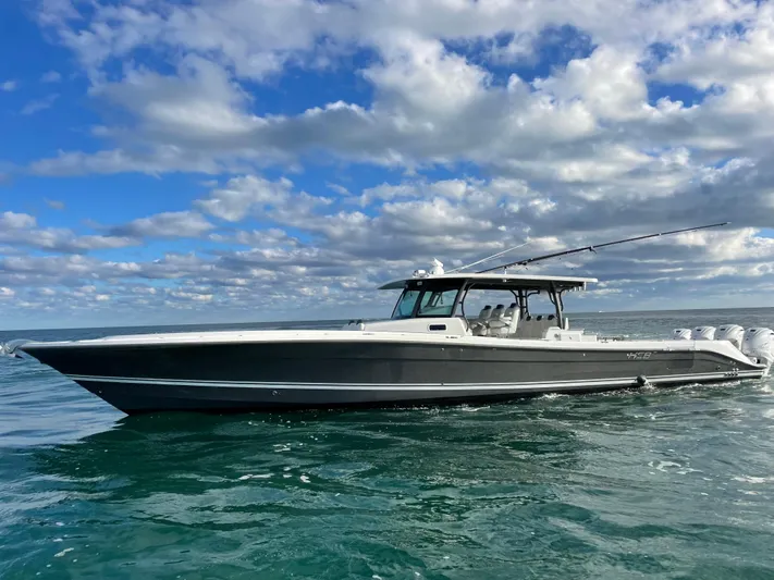 Five-0 (2022 Engines) Yacht Photos Pics 