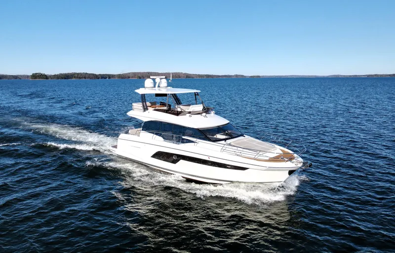 Sandybay Yacht Photos Pics 
