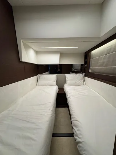 Sandybay Yacht Photos Pics 